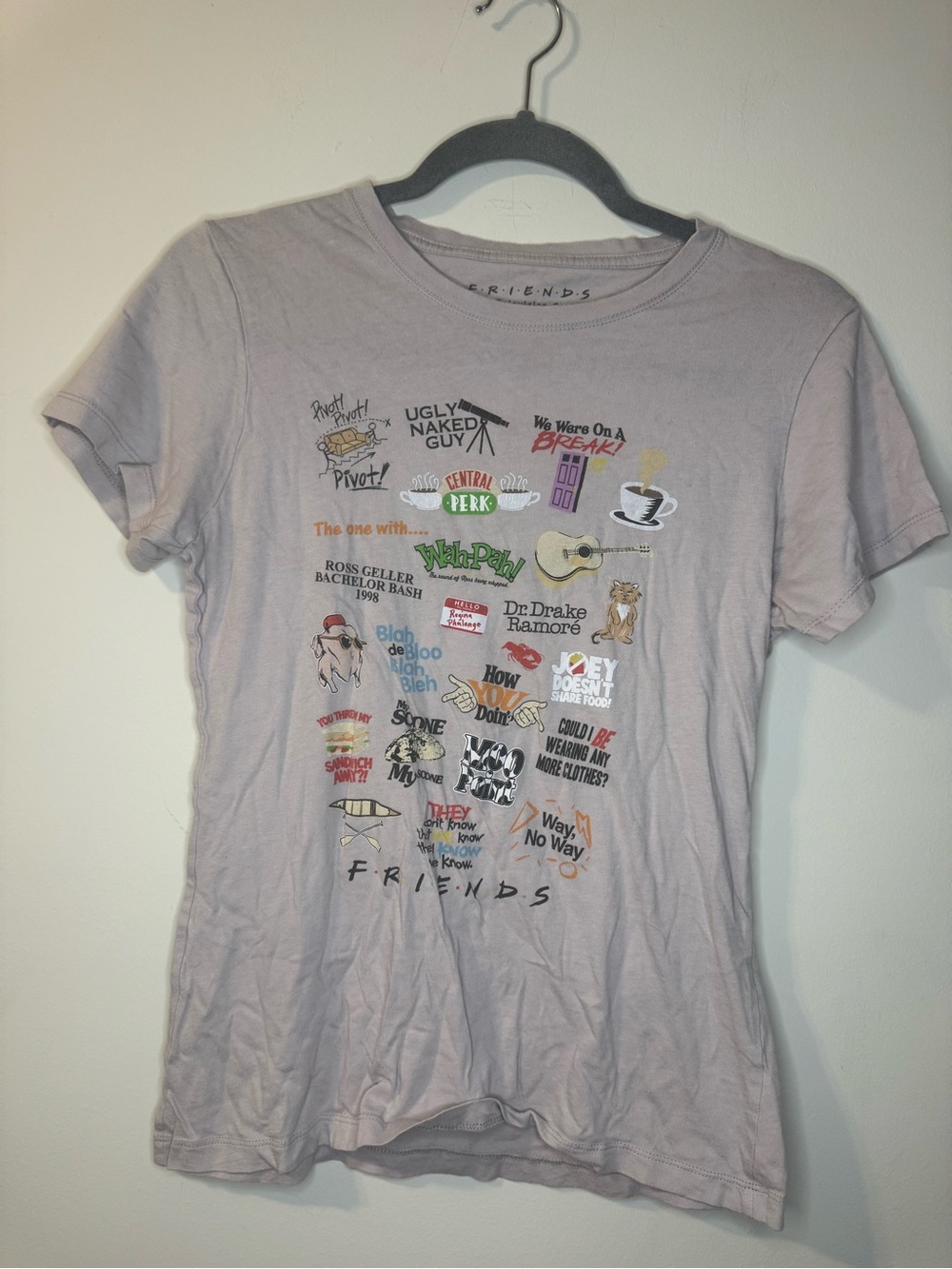Friends TV Show Graphic T Shirt Medium 100% cotton